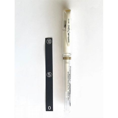 布に書けるペンの白はダイソーで売ってる？セリアなど100均やその他の販売店も調査100均ショップ.jp