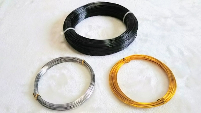 Wire Art Jewelry ワイヤーアートジュエリー 天然石と貴金属ワイヤーで作る上質アクセサリー宮川 万里 本通販Amazon