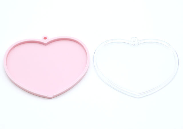 100均ダイソー・セリア「ネームキーホルダー・ワッペンワーク・ネームプレート」を作ろう - natsuma.jp どこで買える