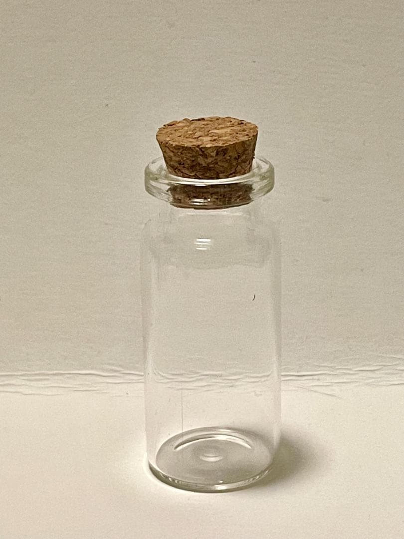 キャンドゥのコルク付瓶リメイク✨✨11miwa26が投稿したフォトブックLemon8