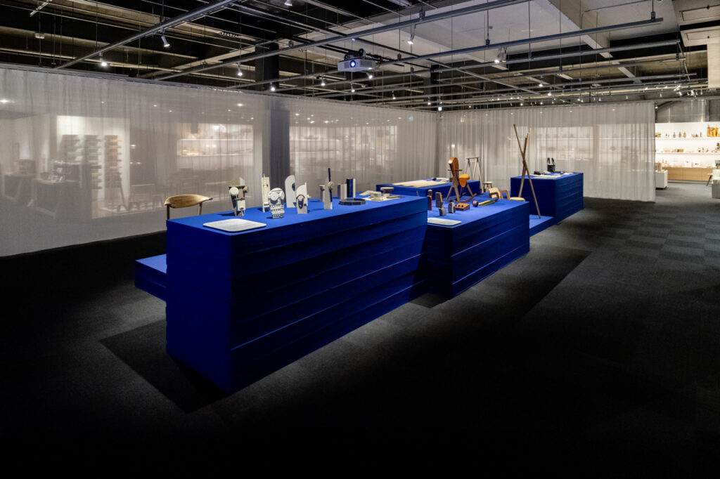 商業施設」イメージのデザイン事例 店舗デザイン.COM