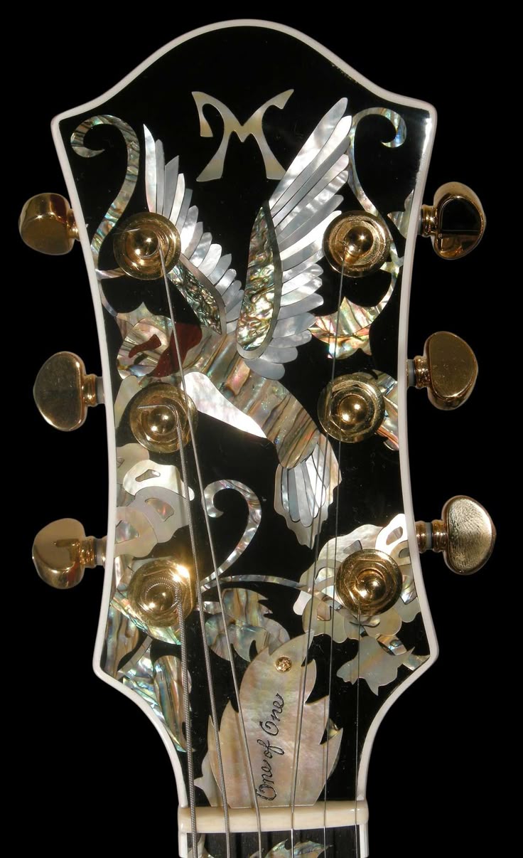 高級エレキギターおすすめブランド10選！かっこいいフォルムの人気商品を厳選して紹介高級ナビ