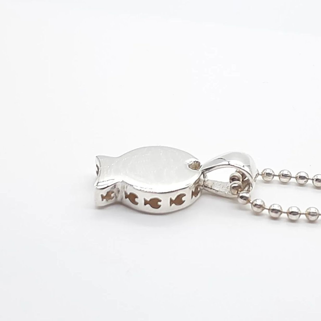 クリオブルー ネックレス 魚 星 月 アシンメトリーデザイン SILVER