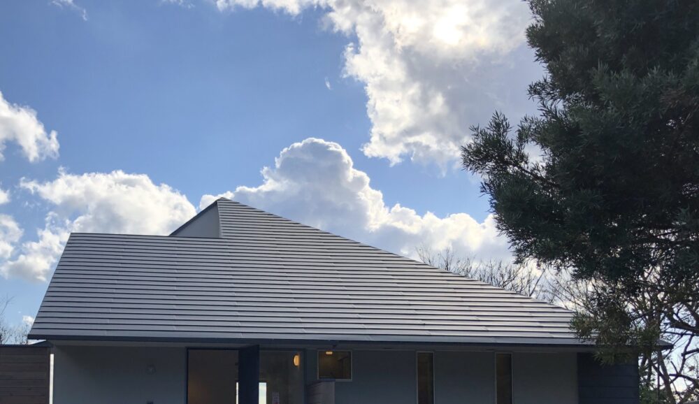 建築ポートフォリオ用のモックアップセットRenderforest