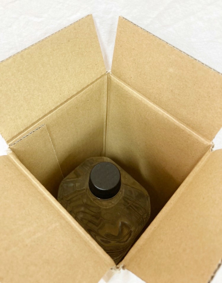 ダンボール 段ボール箱 60サイズ 宅配 発送 ペットボトル用 30枚 縦長 115×115×344mm 0334意外と便利！ 商品発送に役立つ縦長タイプのダンボール箱を新発売株式会社アースダンボールのプレスリリース