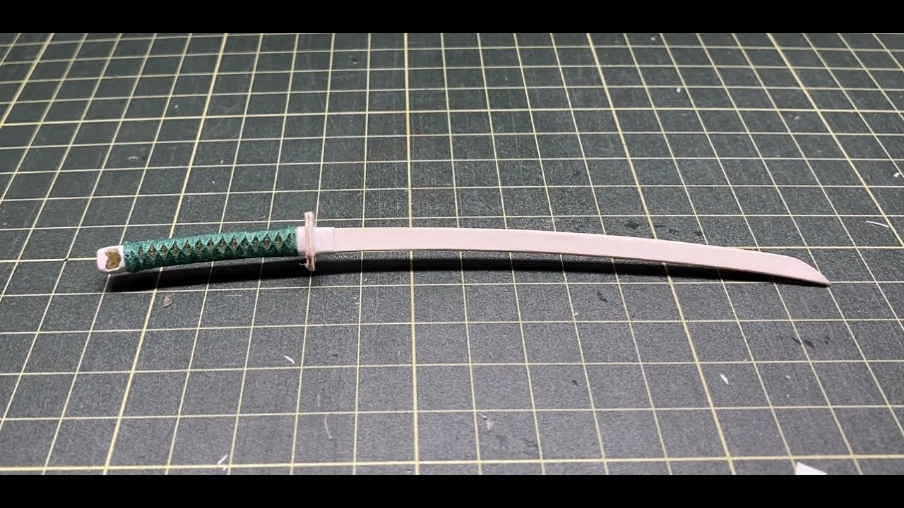 段ボールで剣作りと牛乳パックで車公園、工作、子連れで遊ぼう