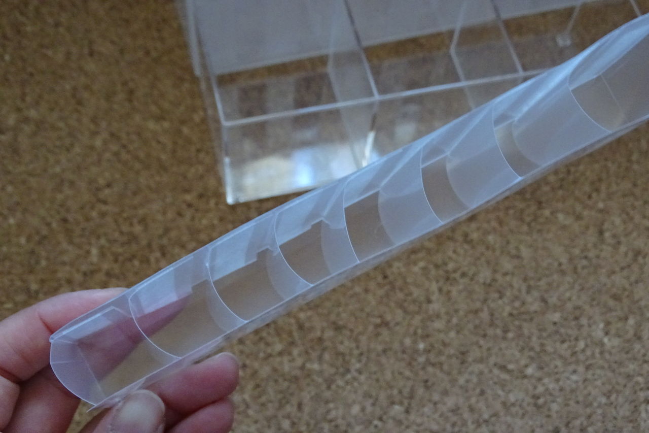 クリファイルをハサミで切って ？ 完成したモノに「めっちゃ便利」「コレは使える」 – grapeグレイプ