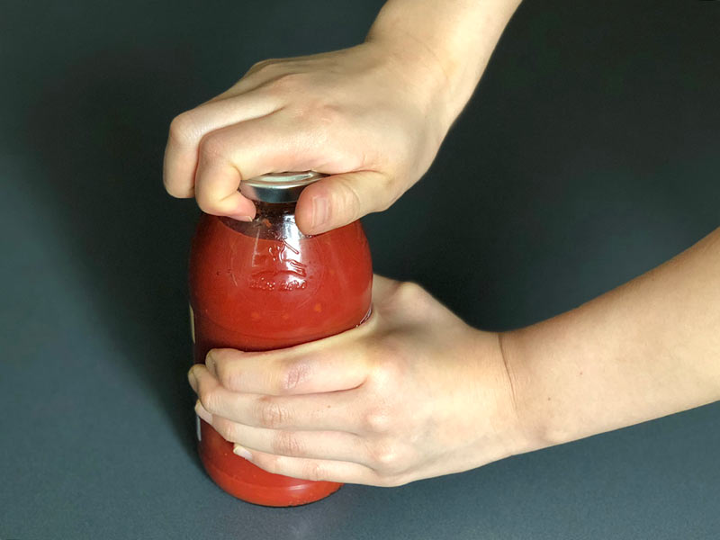 ボンヌママンビンの蓋が開かないのですが、何か方法はありますか？お客様相談センターエスビー食品株式会社