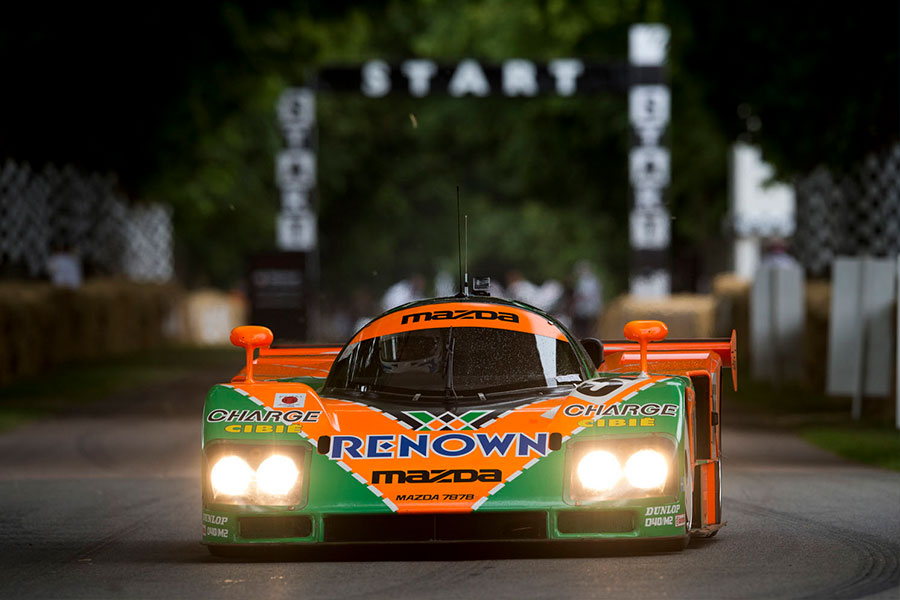 マツダ復活の立役者」前田育男さん 車のデザインに魂：朝日新聞