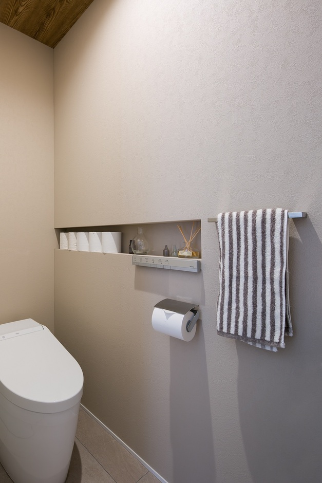 トイレにニッチ収納をつくる、費用はどれくらい？リフォーム成功学