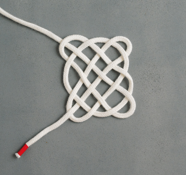 エコクラフトバンドの本にのっているのは、かごやバッグの編み方ですが、アカデミーでは編み方以外のこともお伝えしています -一般社団法人日本紙バンドクラフト協会