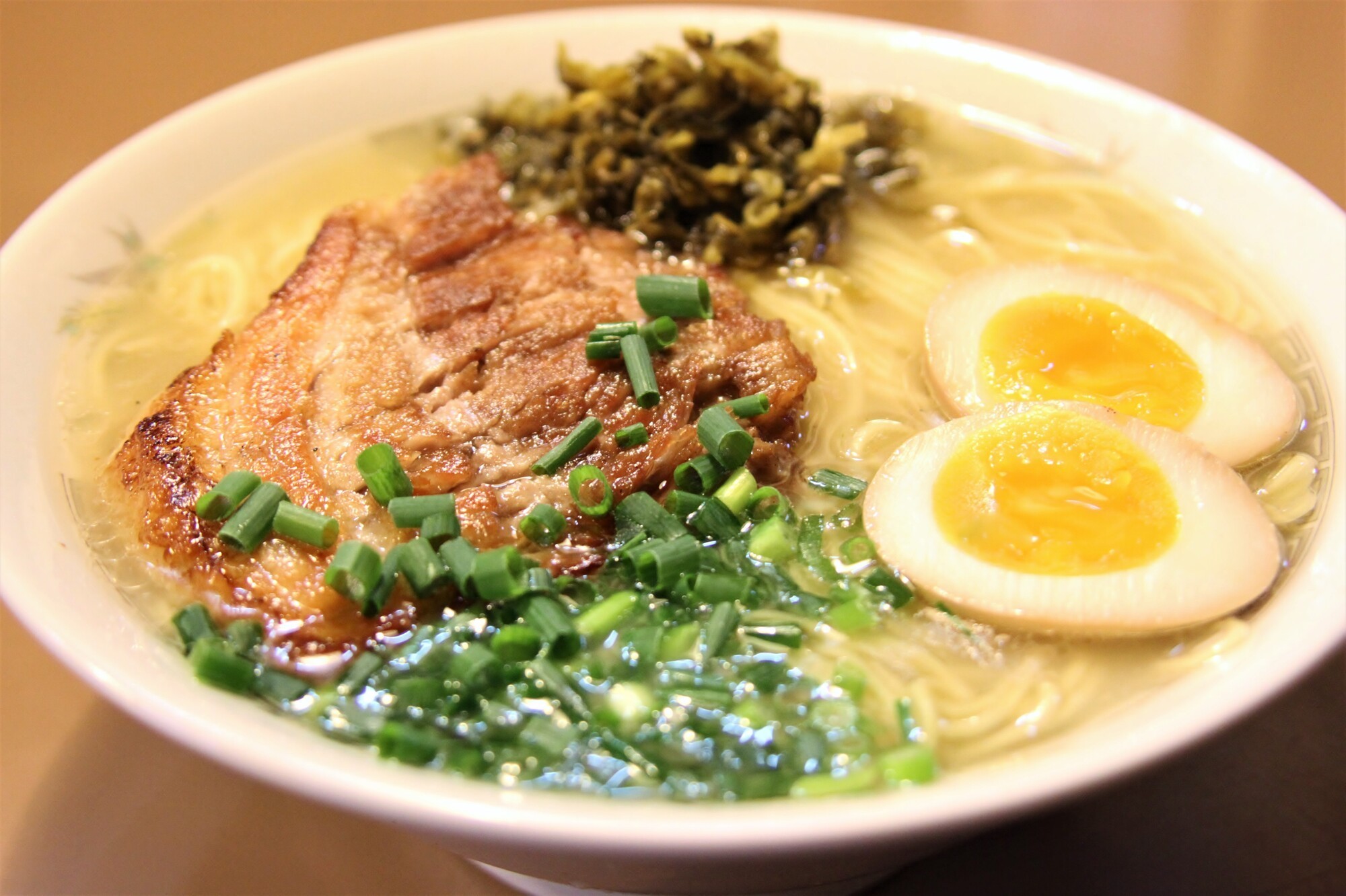 天文館の人気ラーメン7選！がっつり豚骨にさっぱり系、とろけるチャーシューも！ | favy[ファビー]