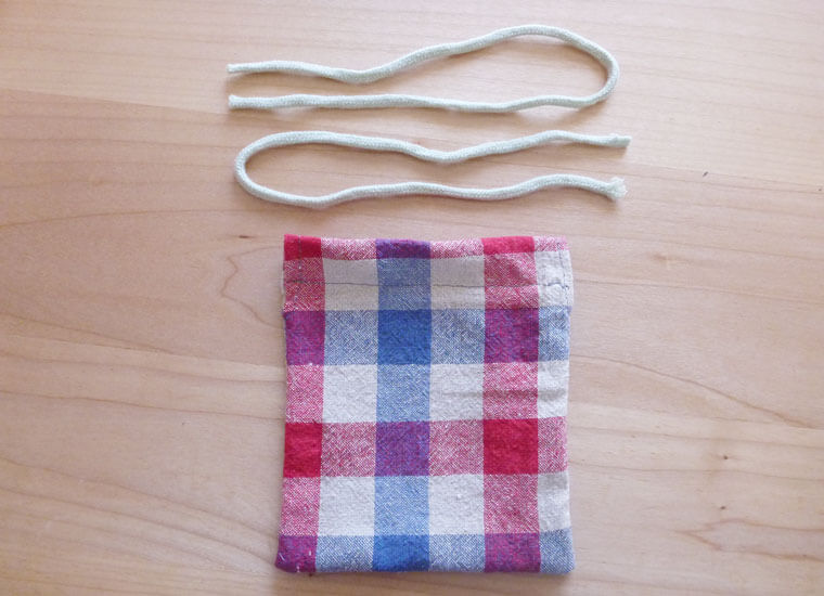 型紙不要 四角い布２枚で作れる、花巾着の作り方nunocoto fabric