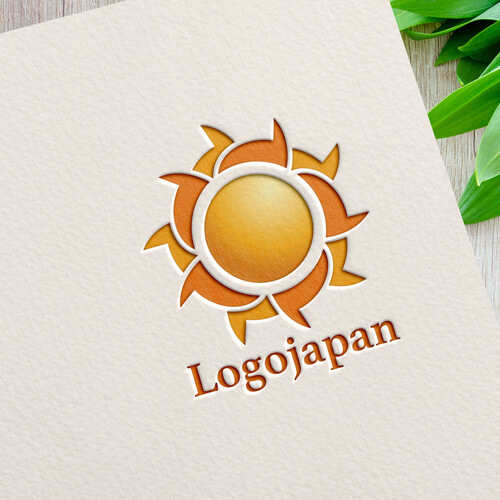 星と月と太陽のロゴマーク - LOGO'S COOKING ロゴズクッキング