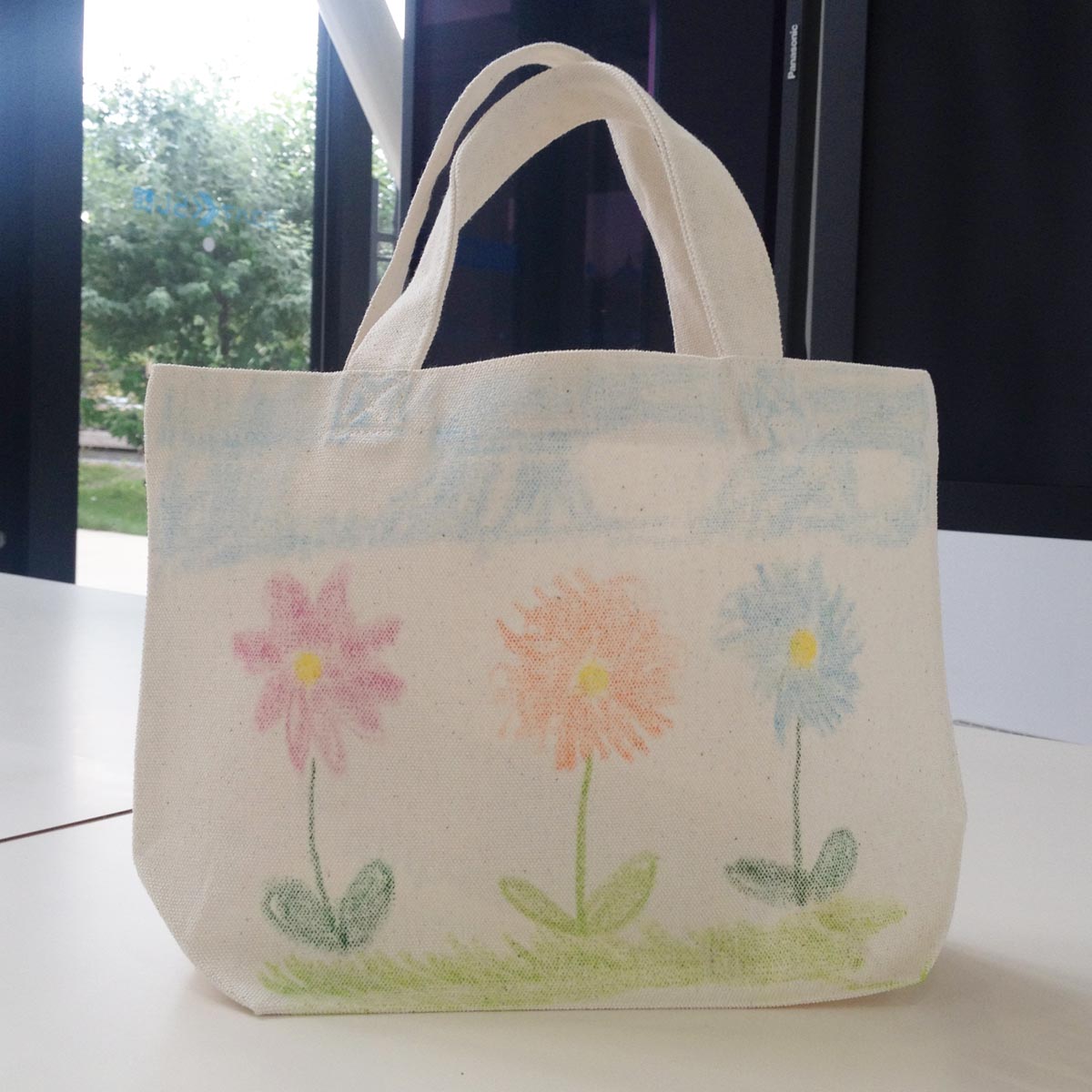 手描きイラスト入りトート flowers