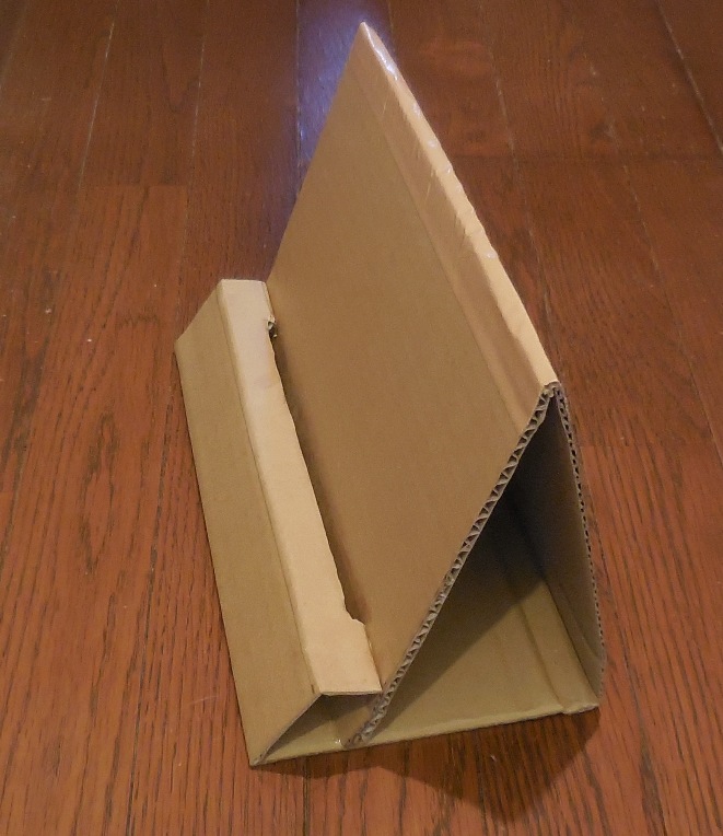 スマホスタンド代用 縦に固定できる！撮影にも使える便利グッズdaiyou