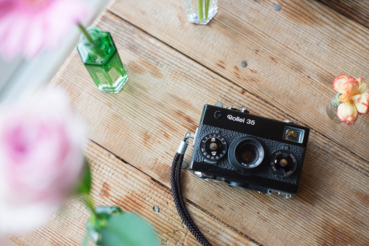 FUJIFILM XF10をもっとフィルム風の写真にTHE MAP TIMES