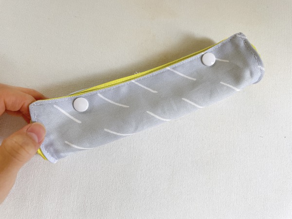 Easy! How to make a pencil case with lining and no gusset How to sew apencil case DIY - YouTube