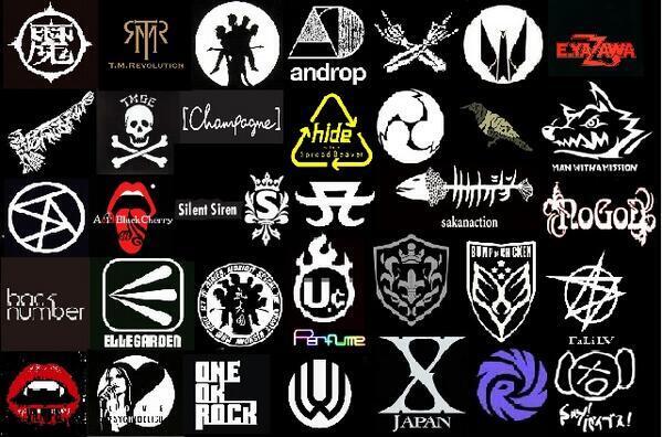 バンドTシャツと思いきや よく見りゃ有名監督の名前がロゴに！ 映画ファンにはたまらない超絶クールなTシャツを発見Pouch ポーチ