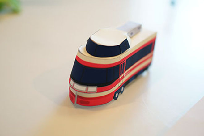 電車地下鉄ペーパークラフト小田急線下敷き