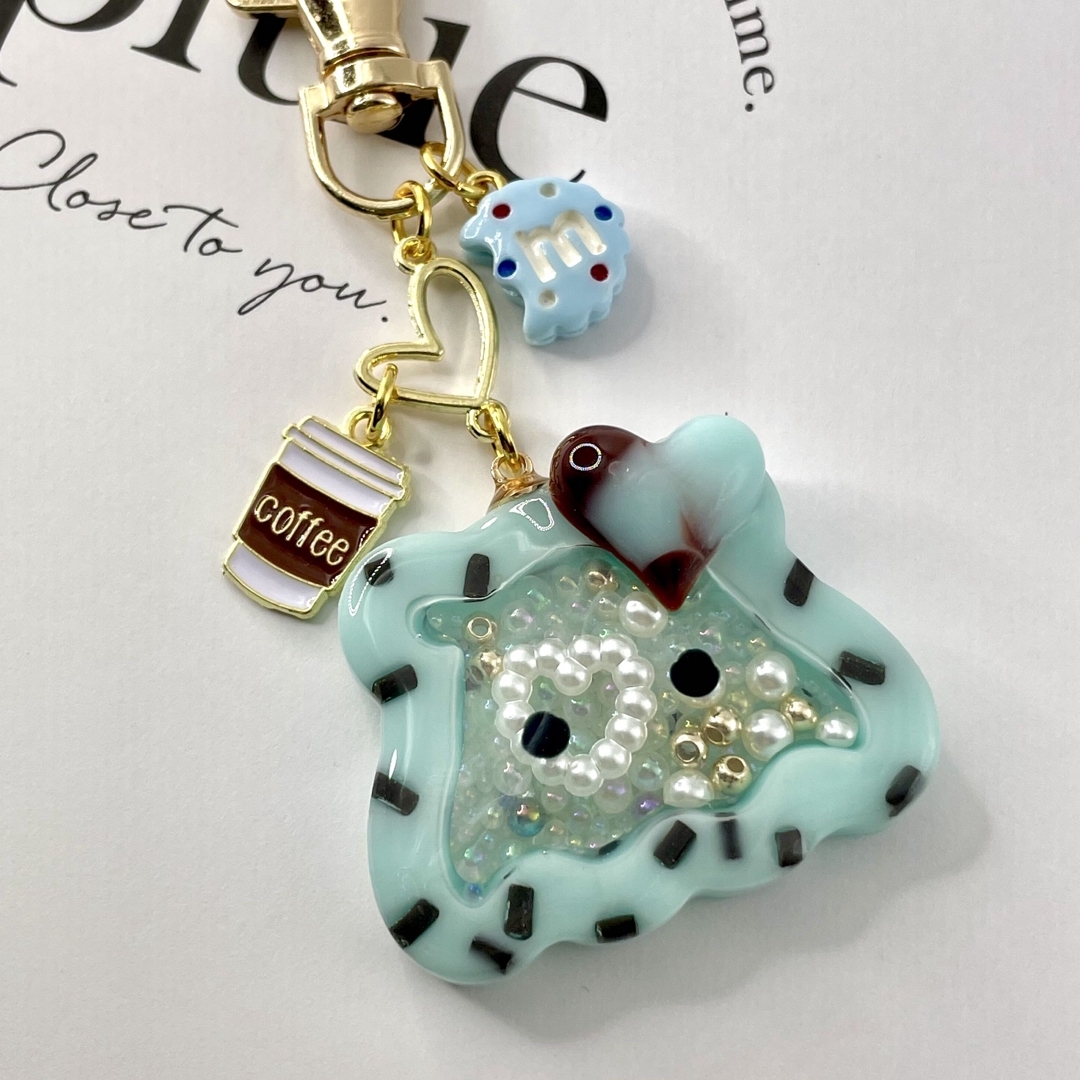 レジン キーホルダー アニメTikTok