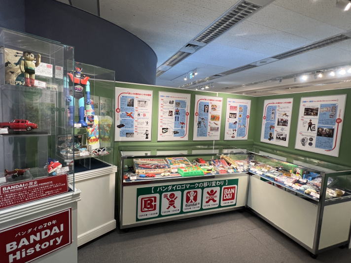 日産、ヤマト、楽天、バンダイナムコ相次ぐ「ロゴ」変更のなぜ：日経クロストレンド