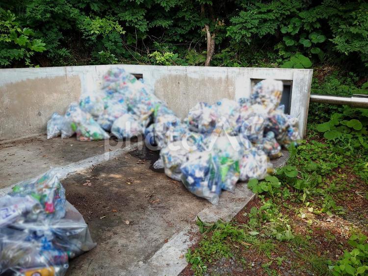 ゴミ置き場 写真素材3577065- フォトライブラリ