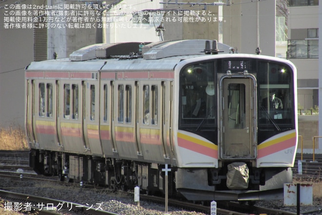 サロ185形4両が，大宮総合車両センター構内に留置される｜鉄道ニュース｜2013年6月9日掲載｜鉄道ファン・railf.jp