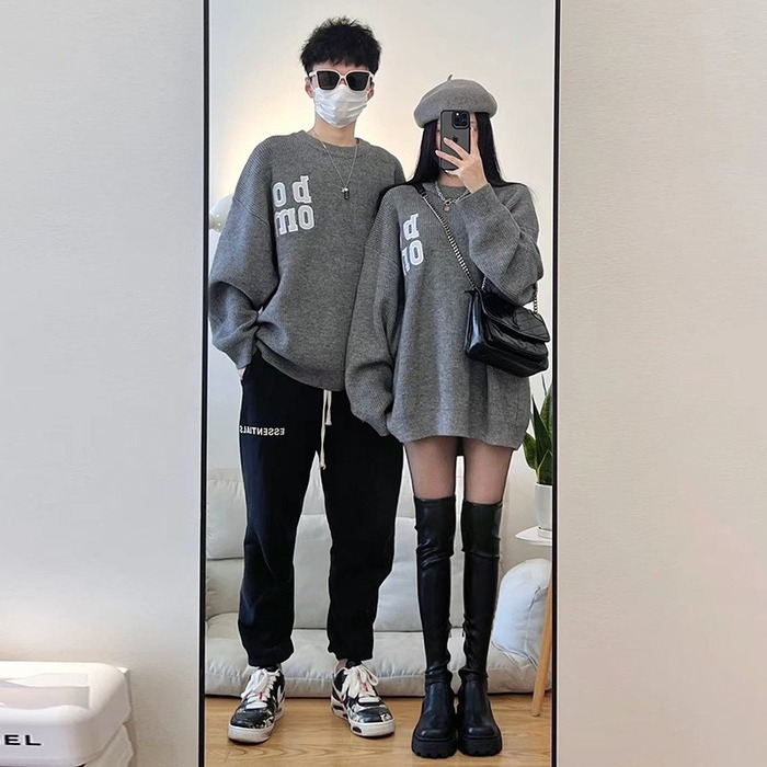 韓国風チキン専門店のキャラクターロゴアークラアスAQLASS 集客のためのデザインワークやってます