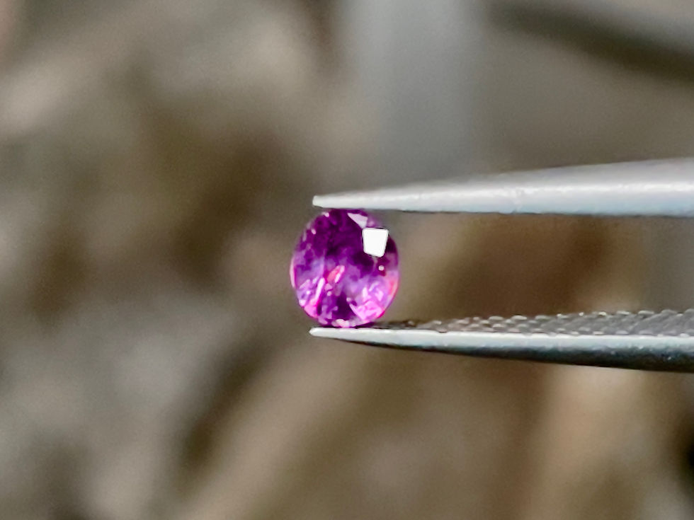 楽天市場 ☆UV蛍光 シルキーピンクスピネル オーバル 0.65ct 限定1個 ※こちらのルースを使用してのカスタマイズもお受けできます。 :ベーネ・ベーネ