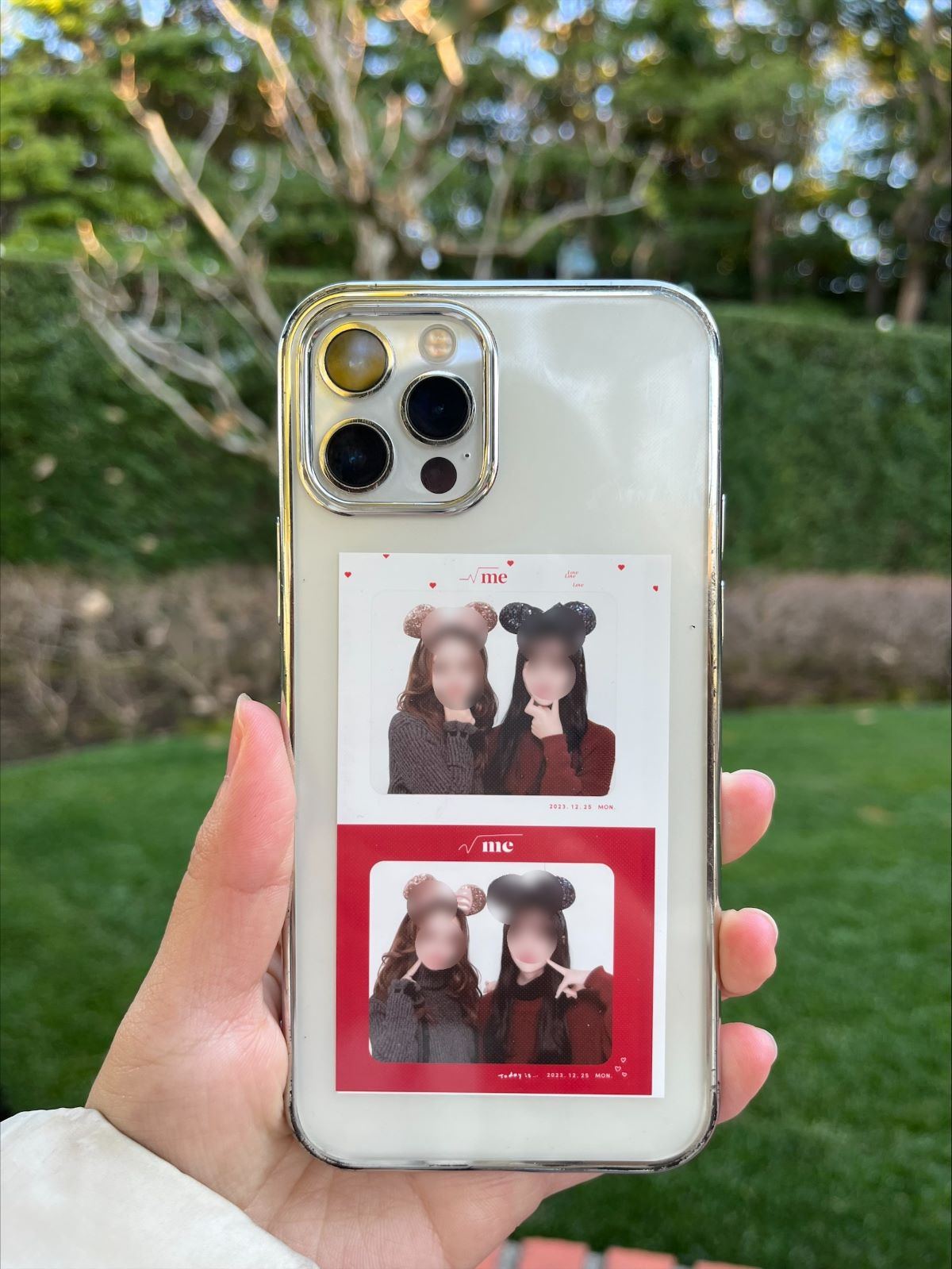 スマホケースにステッカーを挟むと可愛い。おすすめステッカーと実例写真