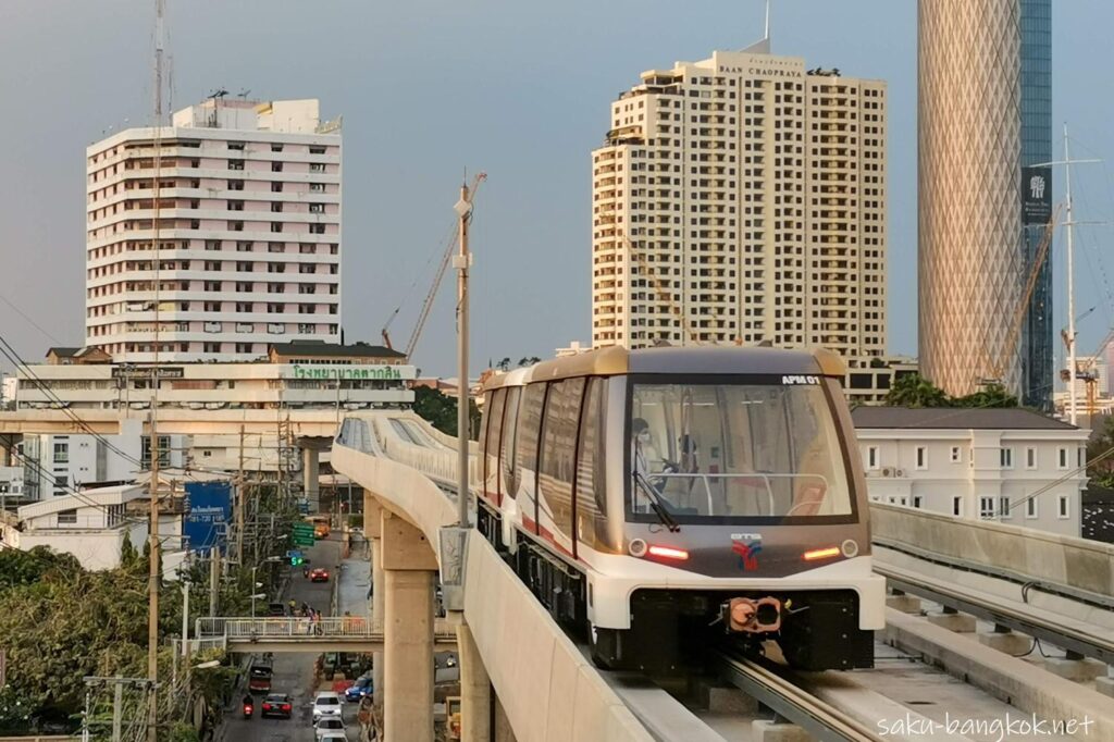 アイコンサイアム・タイ・バンコクを紹介します海外情報 タイ・バンコク等 やスキー・スノーボードやスキー場マル秘情報