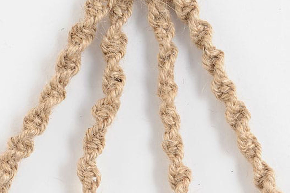 かぎ針編みで編むひも＆コード