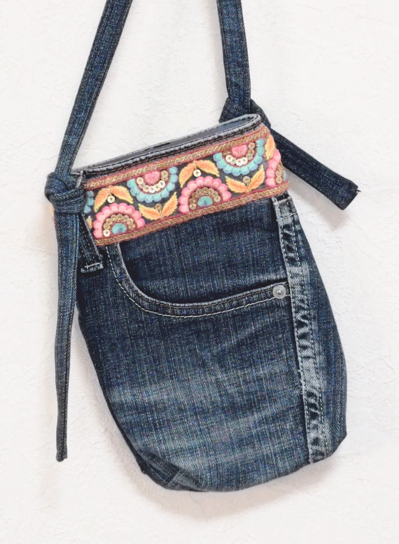 『デニムリメイク1本で作る！大容量トートバッグの作り方』How to make a Tote bagペットボトル500㎖が入るサイドポケットつき Lサイズ