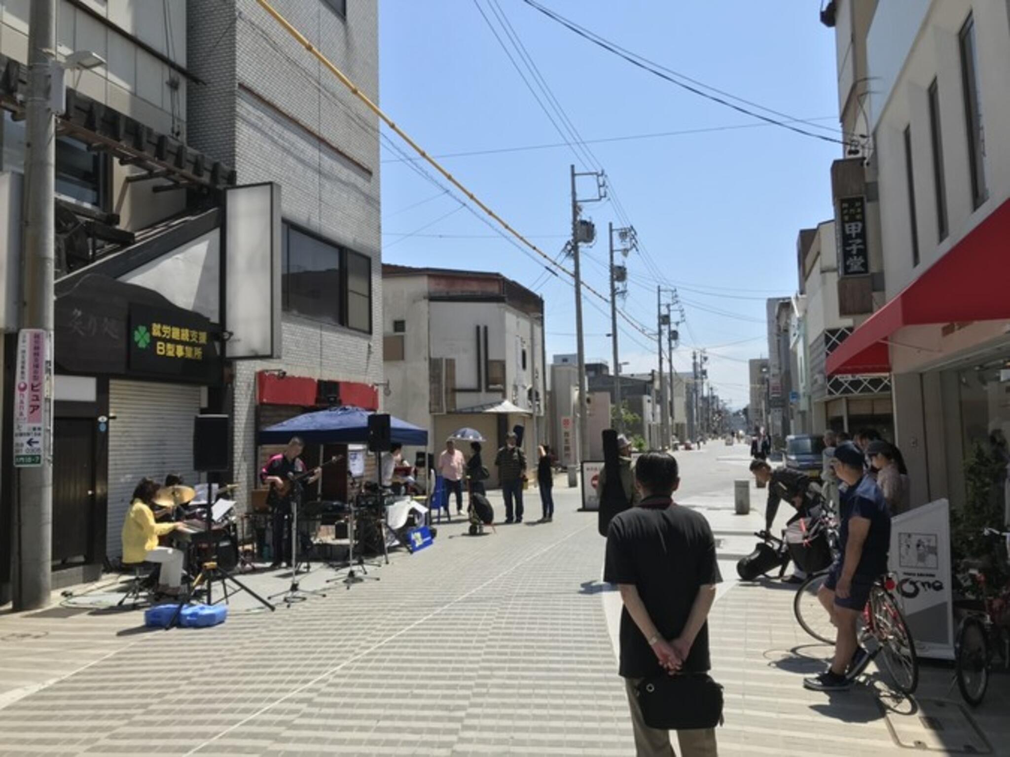 三重県津市で街歩き～レトロな商店街・大門商店街を歩く | 日本の街並みと鉄道のコレクション