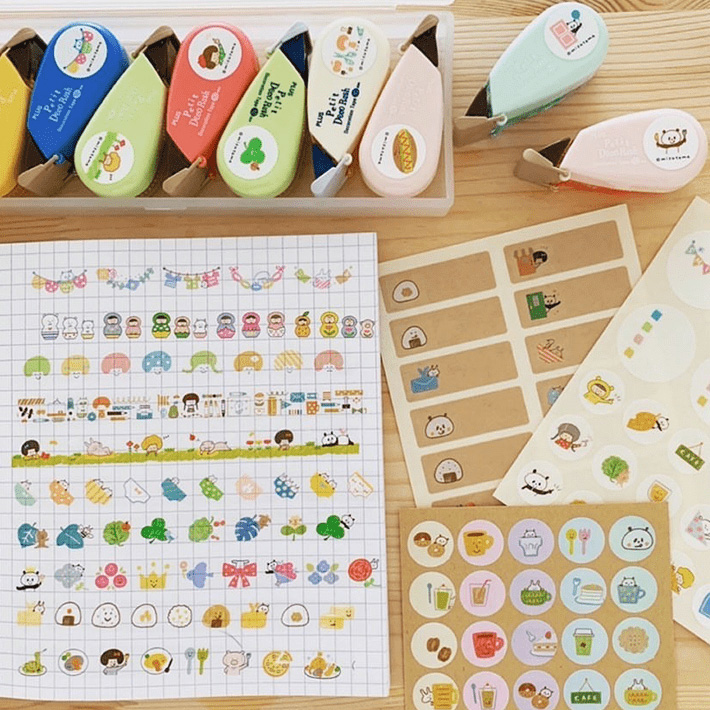 丸シールで簡単 硬質ケースデコのやり方 花の作り方や100均材料でアレンジもイエコレクション iecolleインテリア、雑貨情報が満載のWEBメディア