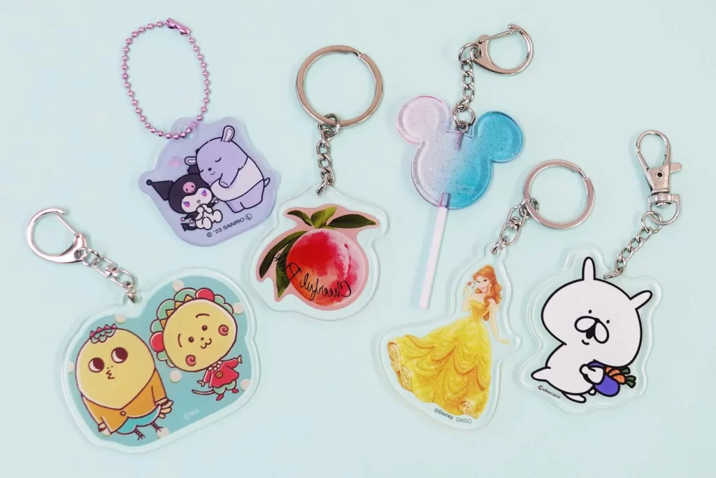 100均ダイソー・セリア・cando「アクリルプレートパーツ・デコプレート」手作りキーホルダー用