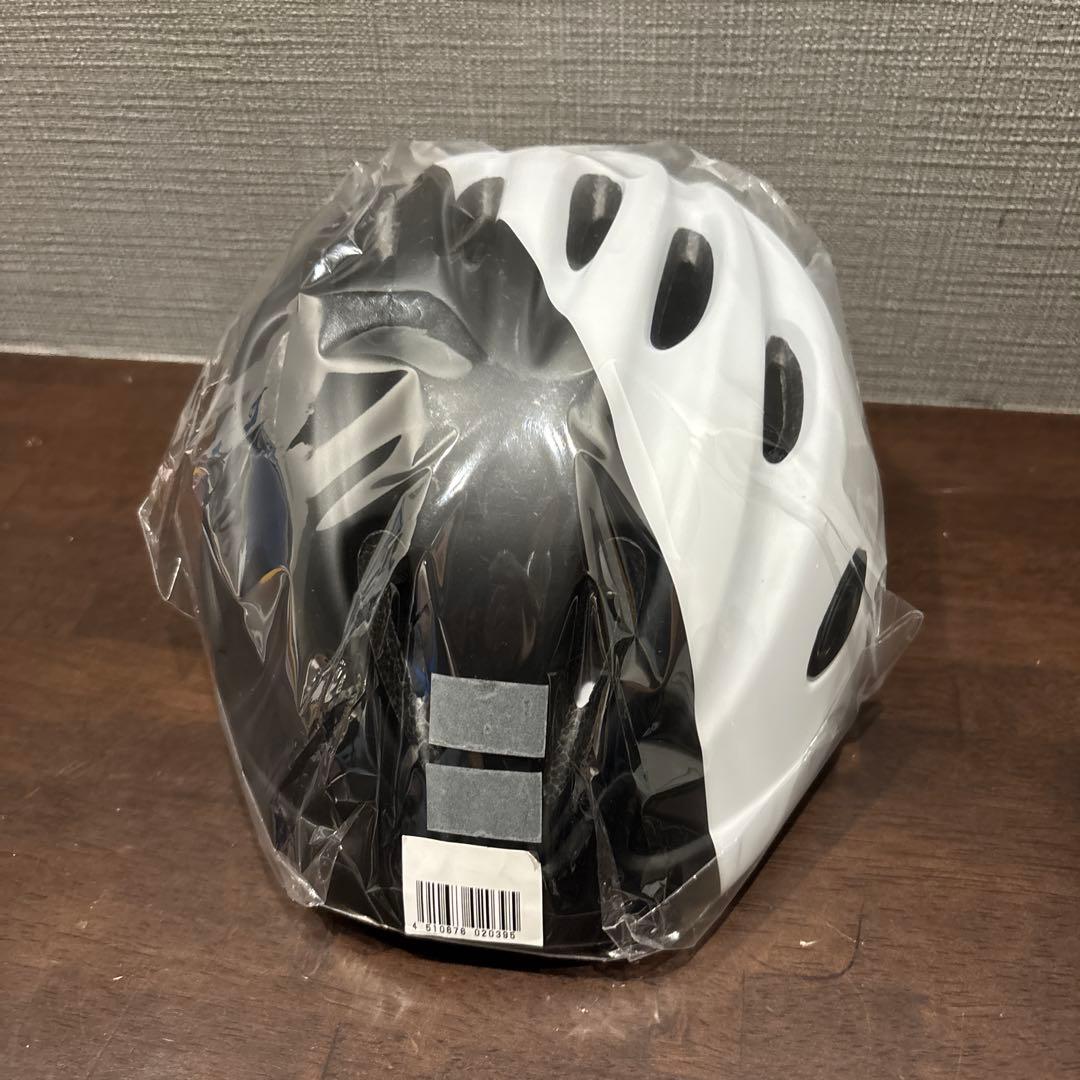 白黒ツートンのセレナにダイナミックパック イイやんコレ、よく似合う 新型セレナC28日産セレナ