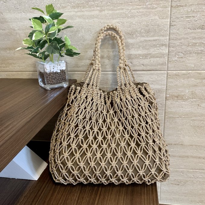 ◇マクラメあみあみバッグ◇DAISOのリングハンドルでプチプラAcra_fiberartsが投稿したフォトブックLemon8