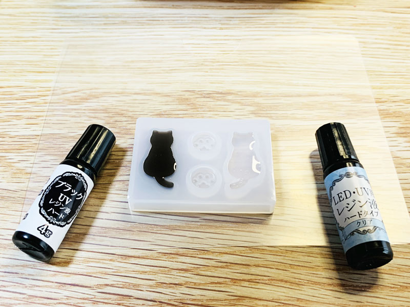 新商品 セリア シリコーンモールド UVレジン お菓子 シリコンモールドの通販 by ざ's shopラクマ