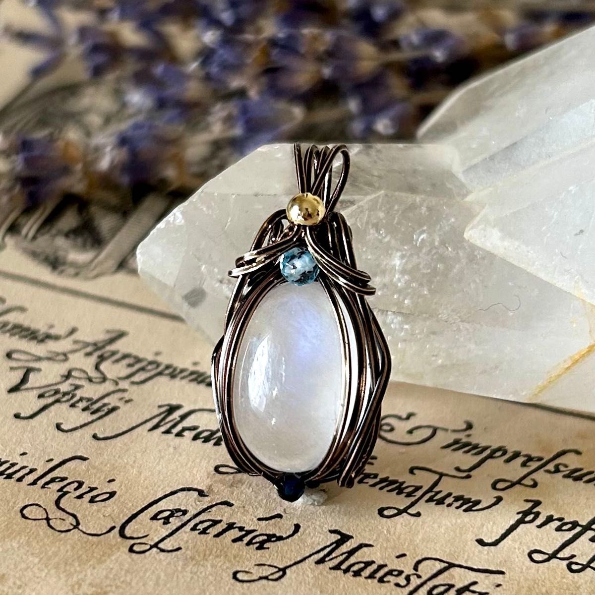 ワイヤーアクセサリー ワイヤーラッピング、ピンクカルセドニーペンダント、天然石ビーズ、作り方、wire jewelryTutorial、beaded jewelry 、wire wrapping