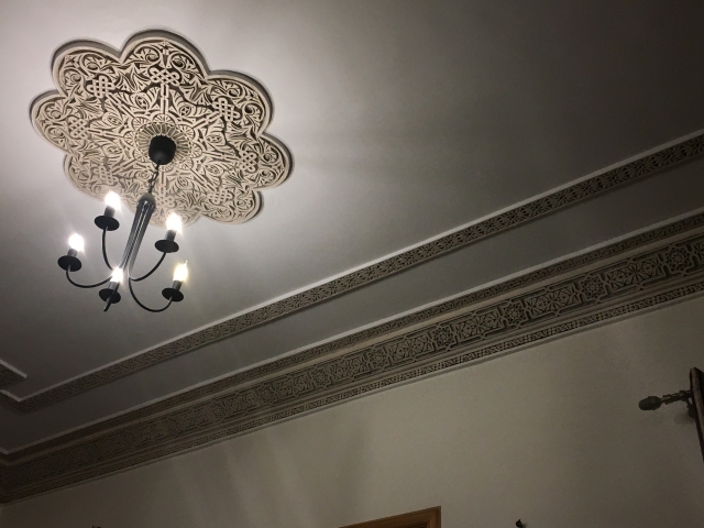 昨日作った廻り縁取り付けました。ピシャリ。 廻り縁大工リフォーム