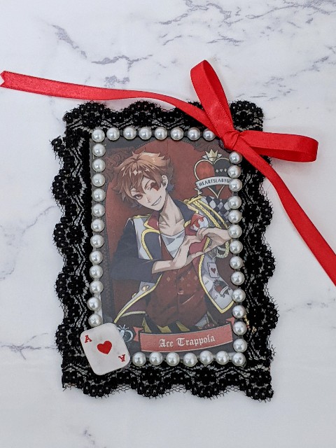 リボン・レースで簡単 おしゃれな硬質ケースデコ フリルの作り方・付け方もイエコレクション iecolleインテリア、雑貨情報が満載のWEBメディア