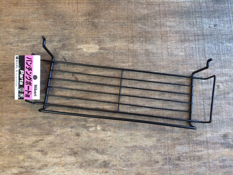 有孔ボード、パンチングボード、穴あきボードなどの商品を上手に活用して気軽に棚をDIY！とちぎの住まいづくり 注文住宅・リフォームすまいポート21宇都宮