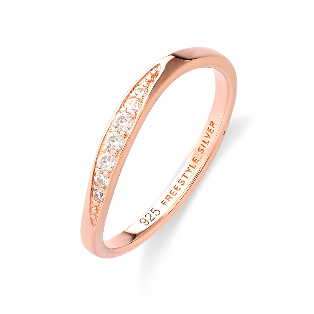 ピンクゴールドの指輪とは？ 注意点やお手入れの方法を解説ブランド品の買取・査定なら ブランドオフ