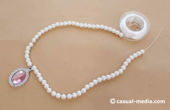 ビーズとテグスだけで作れるTikTok