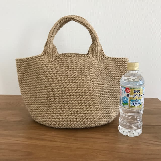 かぎ針で編むトートバッグ１２選 簡単に作れる編み方動画あり手編みのお店 hus: フース編み物コラムにて編み図・手芸・毛糸の情報配信