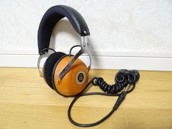 新品未使用有線 ヘッドホンレトロヴィンテージ オレンジ イヤホン 平成 昭和 ビンテージ 80年代