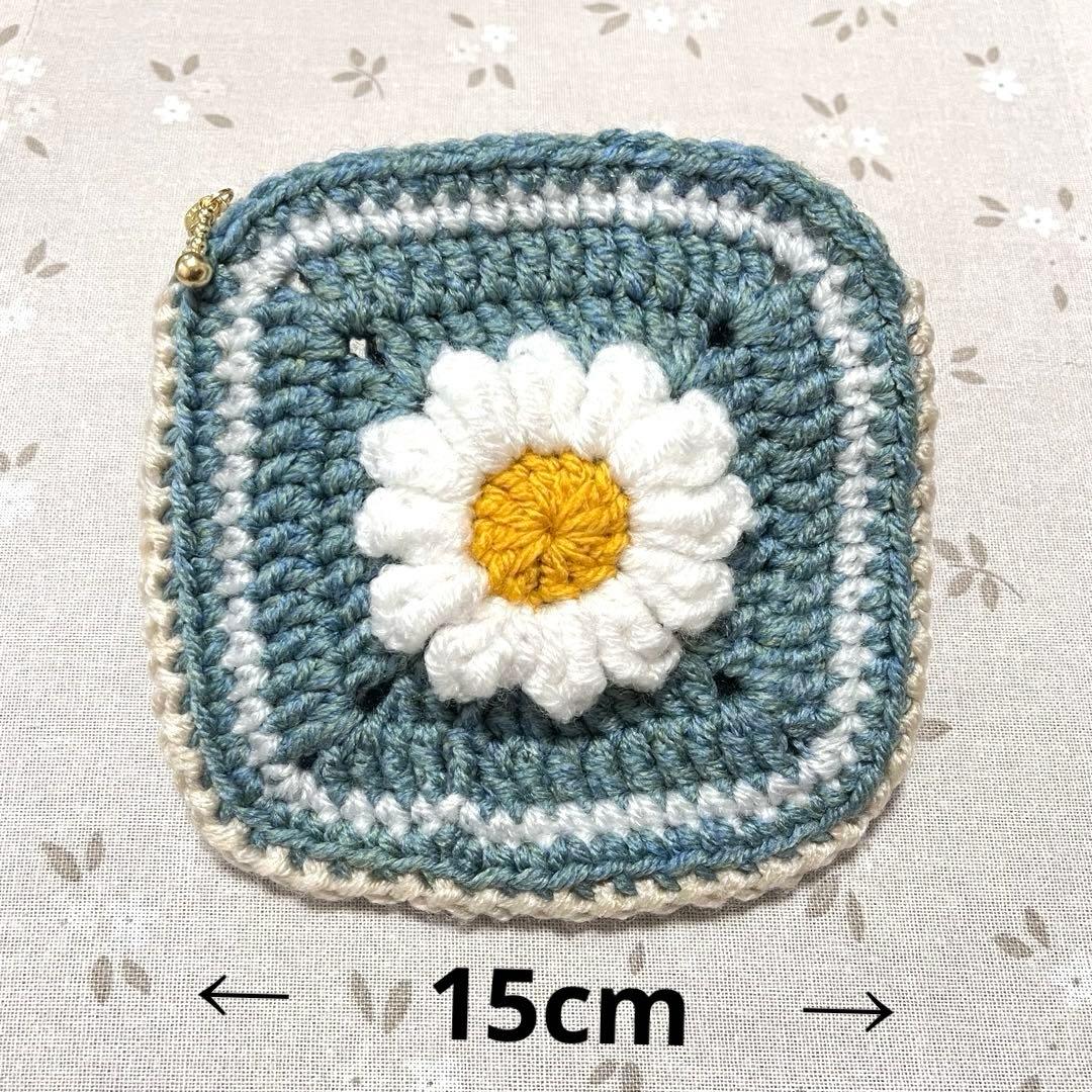 コットン糸でグラニースクエアファスナーポーチを編みました。 - 灰色クレヨン