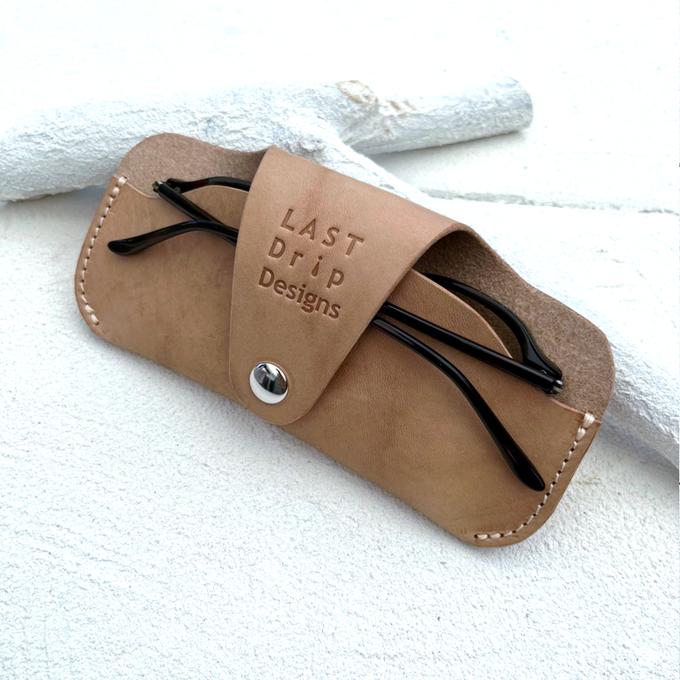 6月1日 土曜日 の『春原小物ライブ』は メガネケースの作り方 です ^o^無料の型紙配布がありますので、詳細はライブでお知らせしますので、お楽しみに〜『春原小物』では 財布や小物 の型紙や縫製を分かりやすく解説していきます ^-^良かったら皆さんの作っ